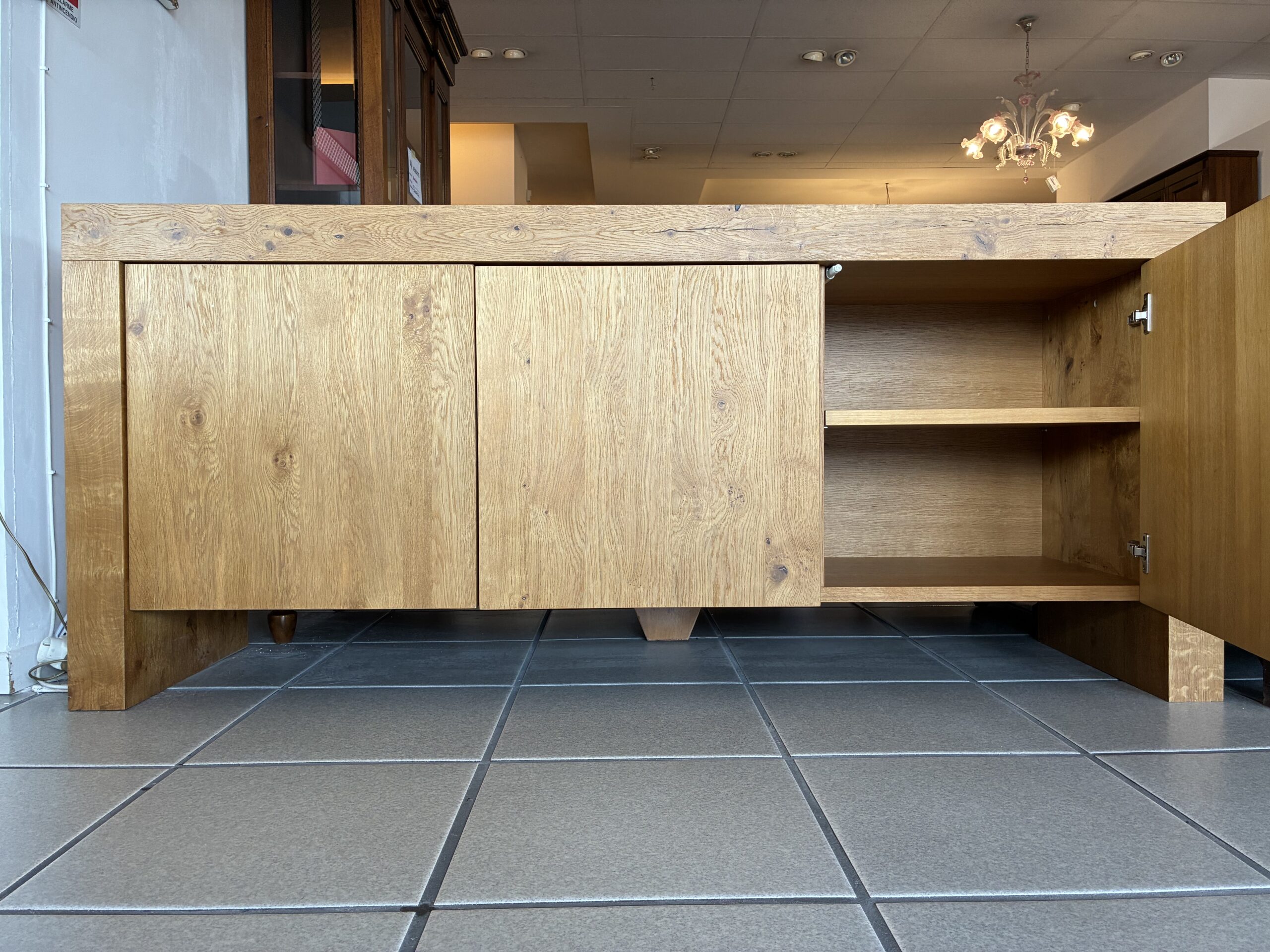 Credenza minimalista - immagine 2
