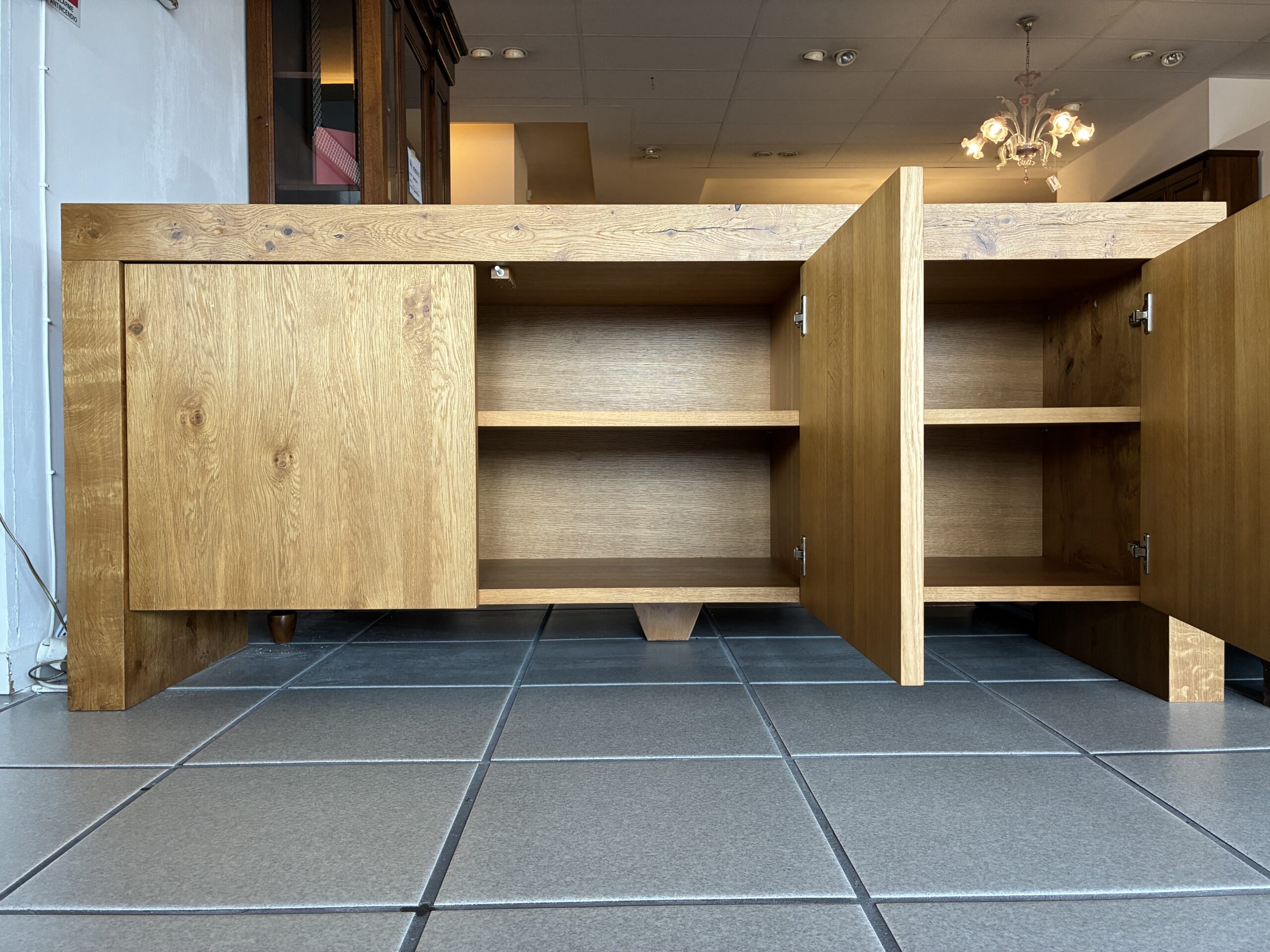 Credenza minimalista - immagine 3